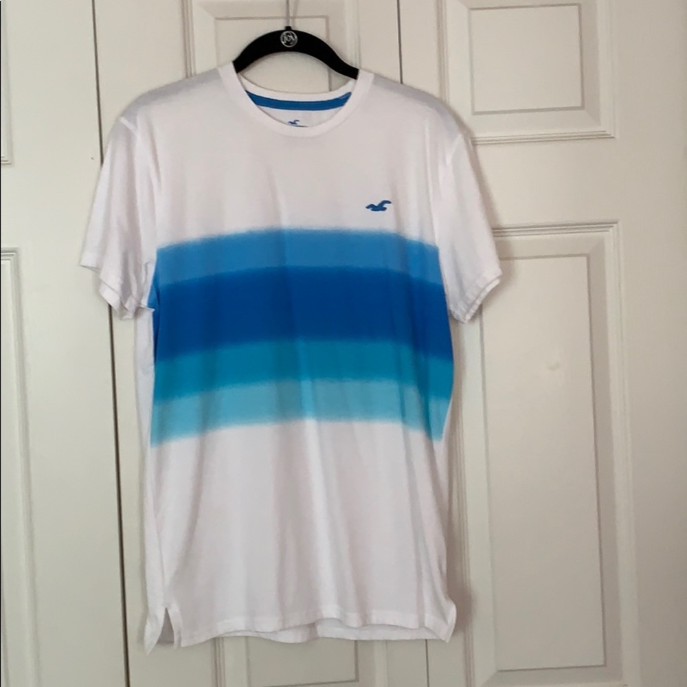 Men’s Hollister Tee Size Small